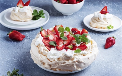 Strawberry Pavlova