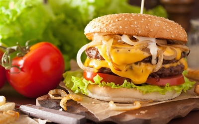 Classic Cheeseburger