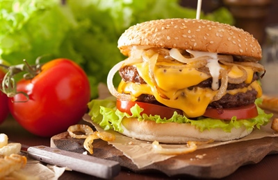 Classic Cheeseburger
