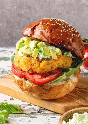 Black Bean and Oat Veggie Burger
