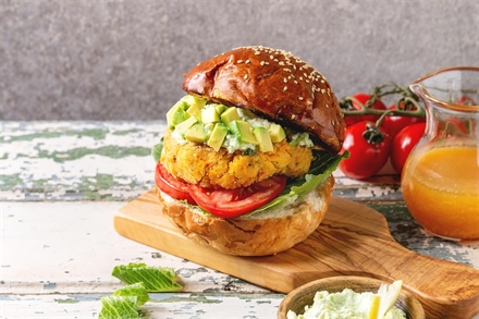 Black Bean and Oat Veggie Burger