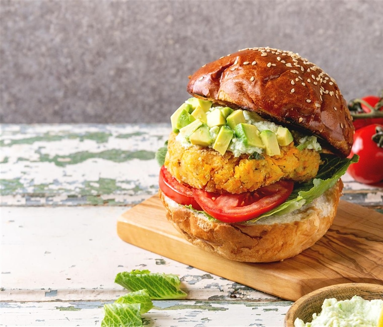 Black Bean and Oat Veggie Burger